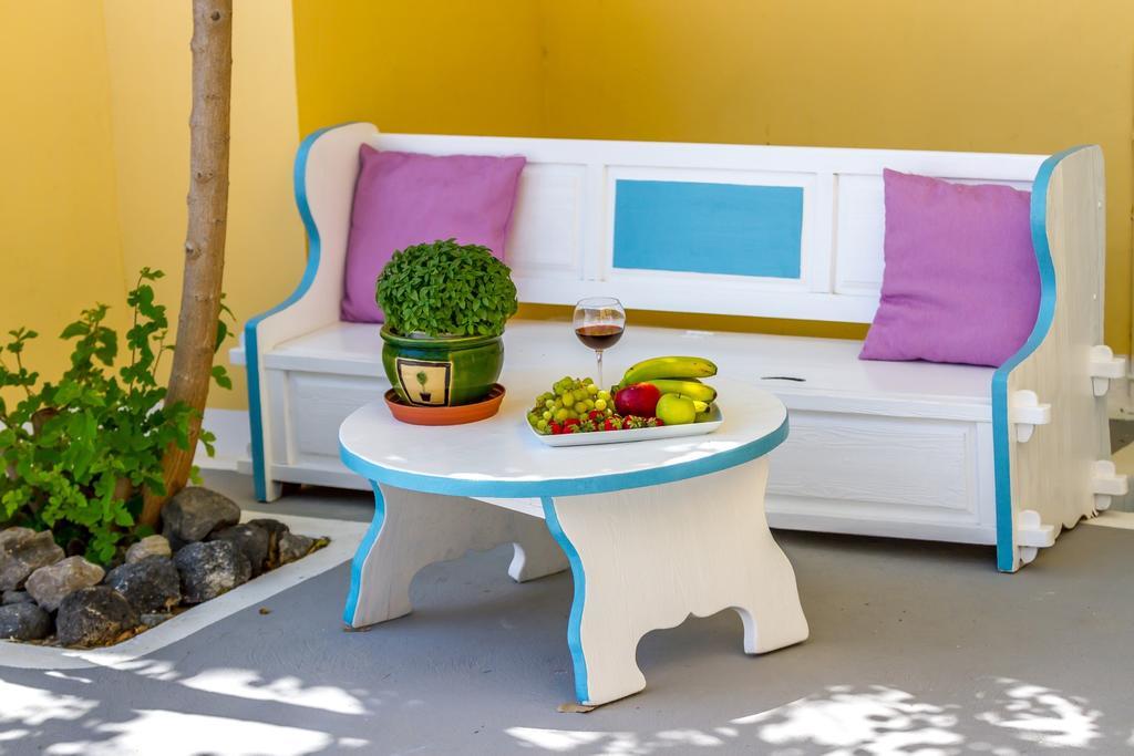 Pýrgos Zorbas Hotel Santorini מראה חיצוני תמונה