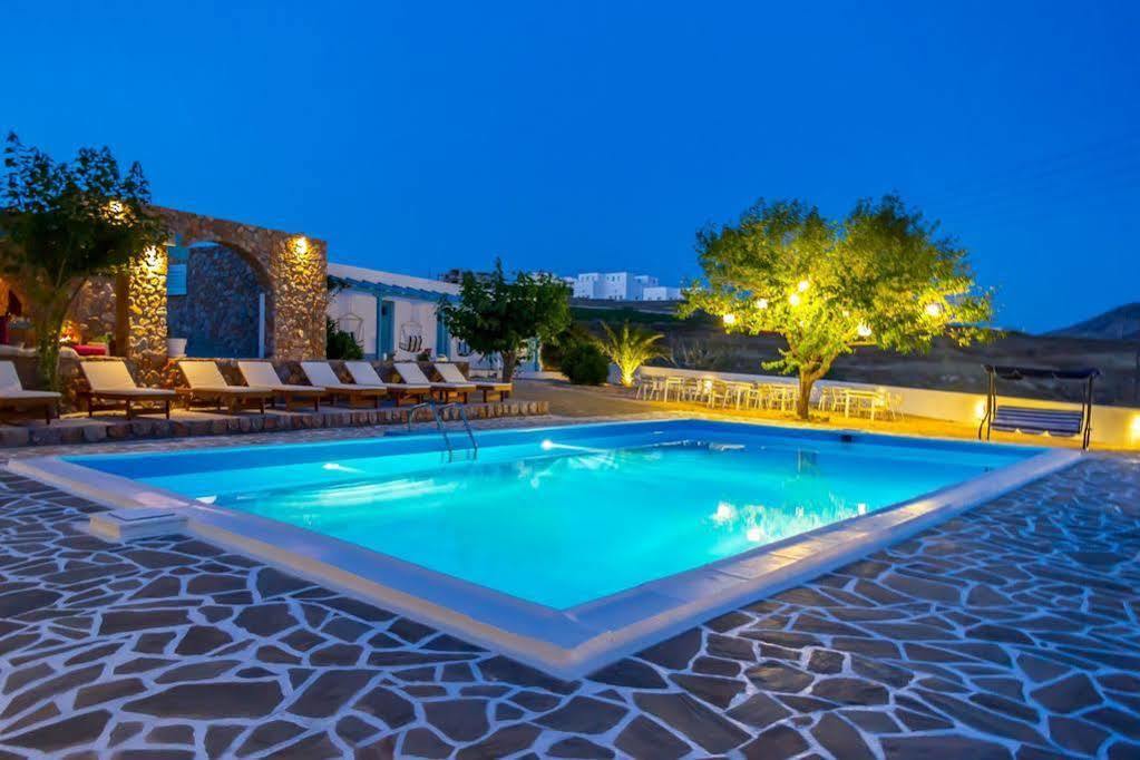 Pýrgos Zorbas Hotel Santorini מראה חיצוני תמונה